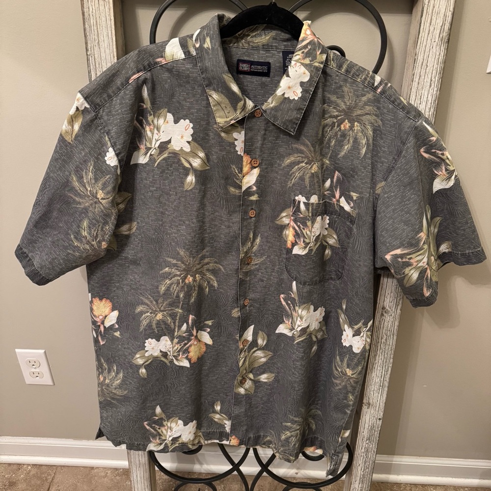 Faded Glory Men’s Floral Gray Short Sleeve Button Shirt Size‎ Large